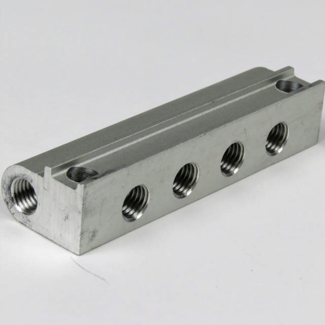 Manifold 4 udgange