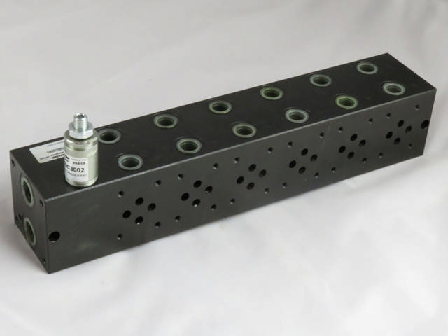 Monteringsblok for 6 cetop 3 stål