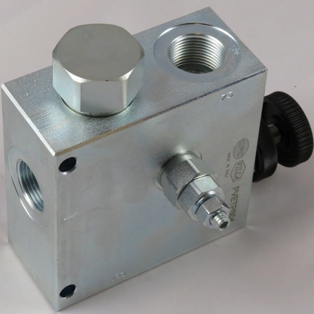 Prioritetsventil med overtryksventil