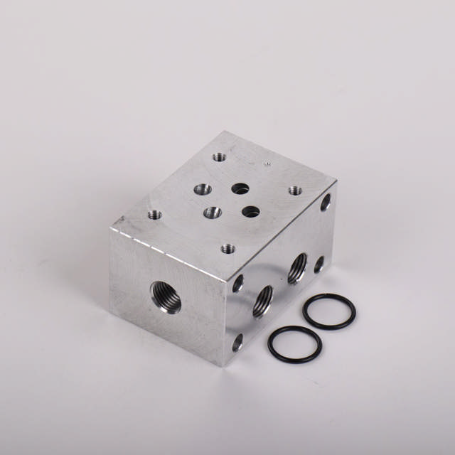 Monteringsblok for 2 eller flere cetop 3