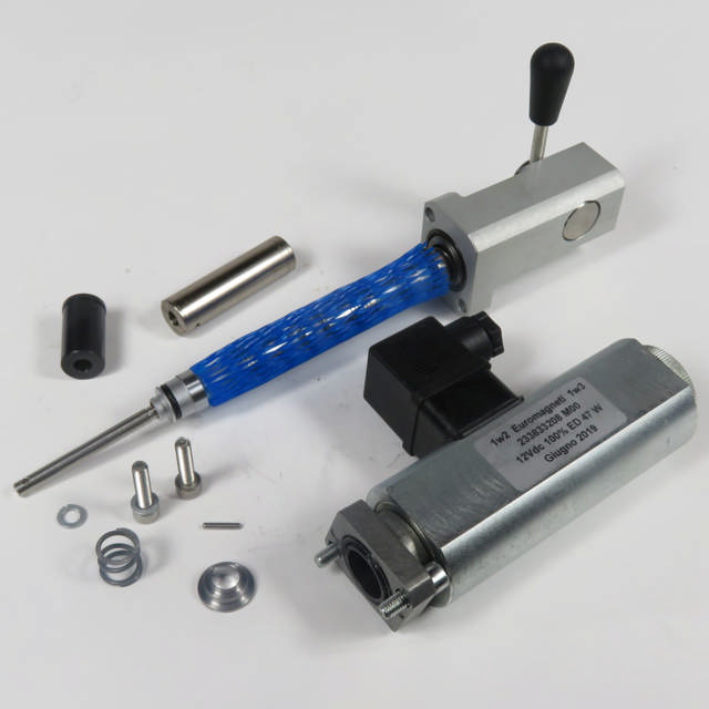 Glider lukk midt for elektrisk akt.venti