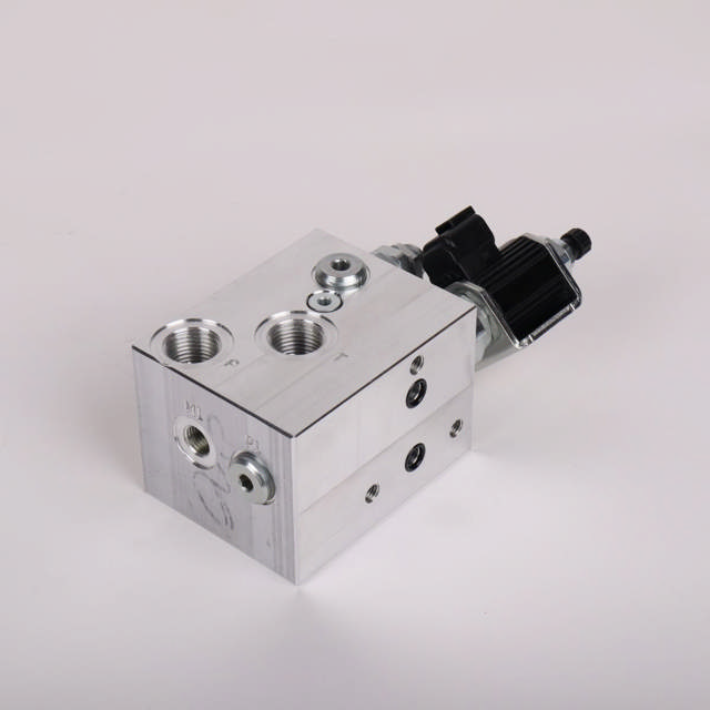 Inlet cover B1